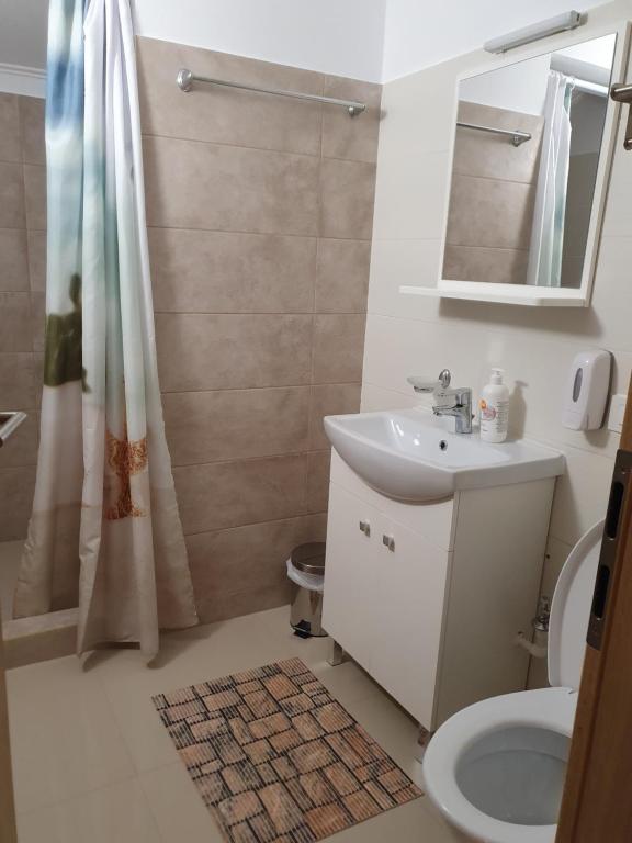 Stay Inn Rediu - One-Bedroom Apartment