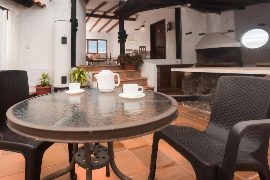 Posezení v ubytování Hostal North Seymour