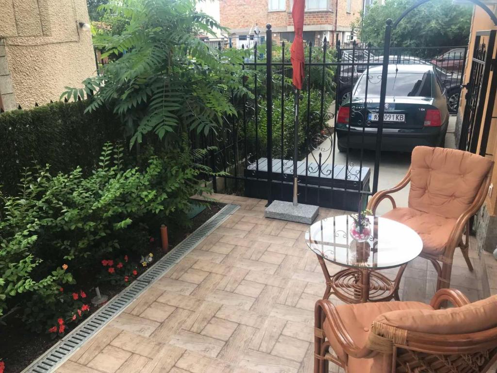 A balcony or terrace at Sunrise City A1, Sarafovo