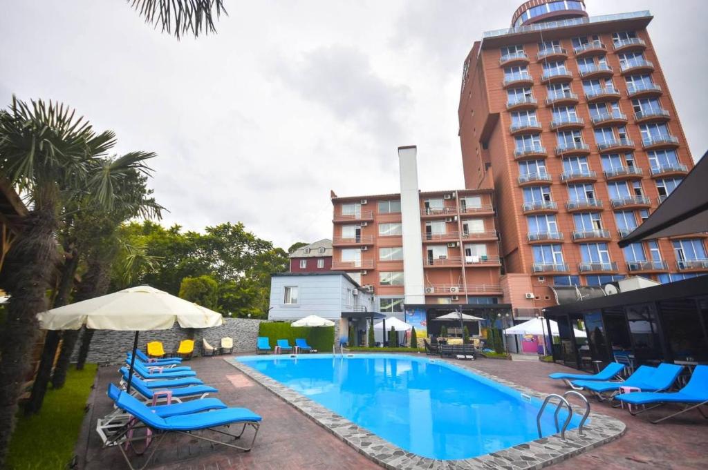 Bazén v ubytování Hotel Genatsvale nebo v jeho okolí