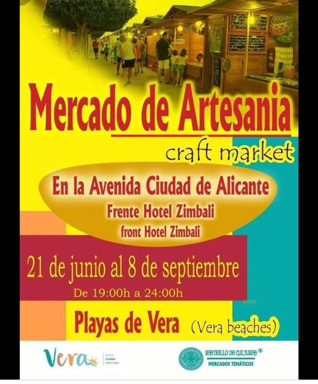 Ático de lujo en primera línea 2 balcones con vistas al mar, Vera Playa - Appartement De Deux Chambres