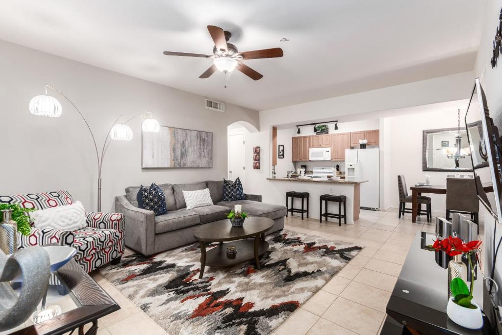 Southern #1064 condo