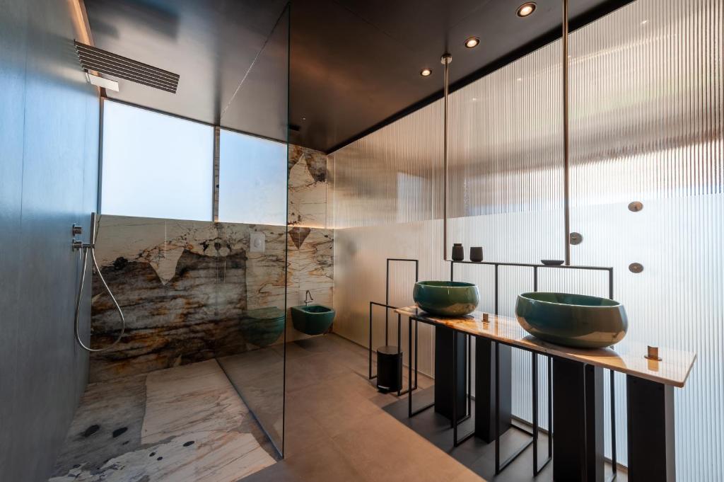 A kitchen or kitchenette at Donnarumma Hotel
