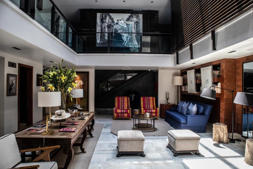 Posezení v ubytování Hotel Matilda, a Member of Design Hotels