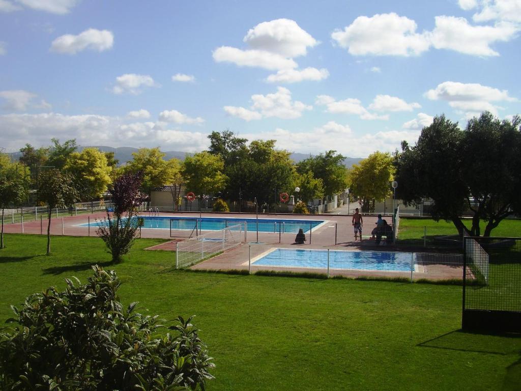Bazén v ubytování Camping de Olite nebo v jeho okolí