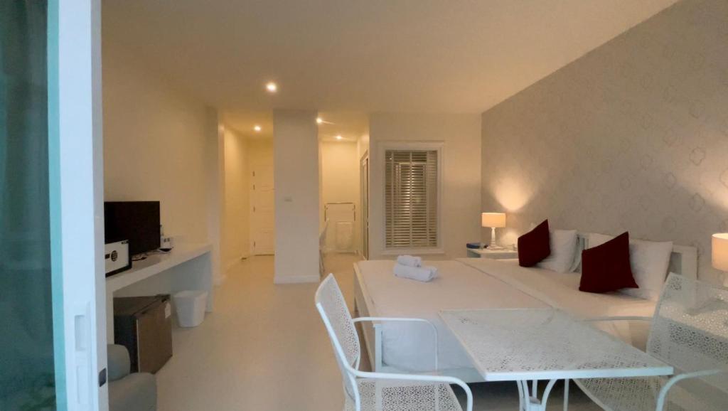 Shunli Hotel - SHA Extra Plus photo