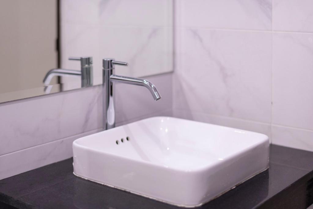 Koupelna v ubytování Thip Thip Hotel