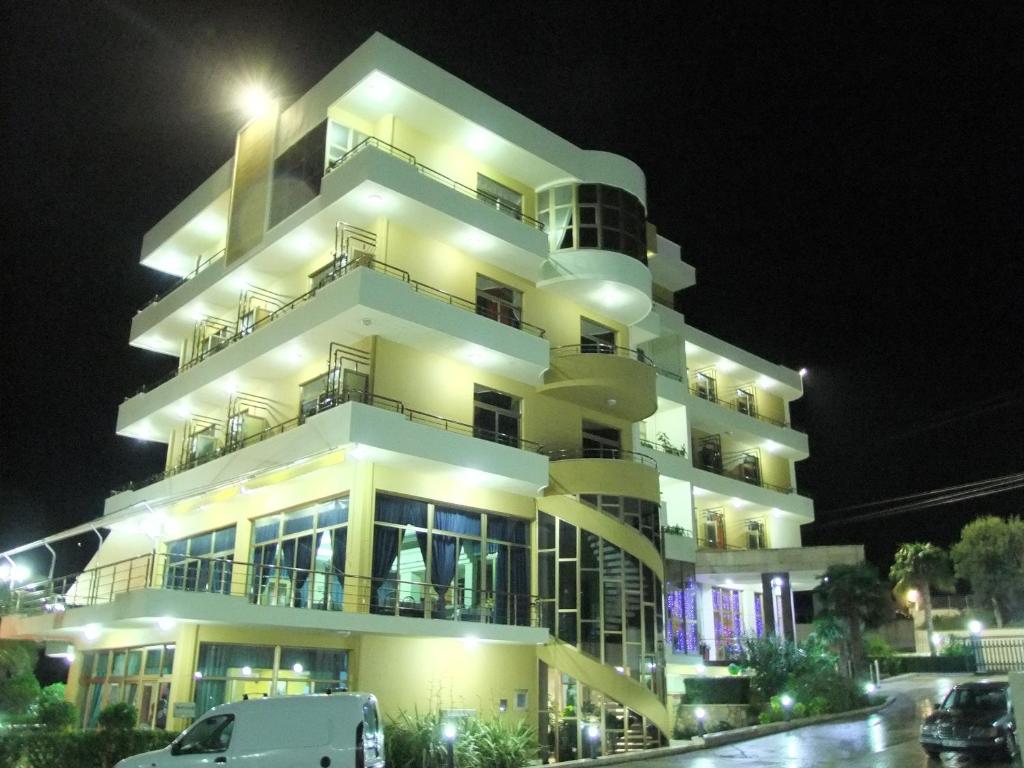 Budova, kde se hotel nachází