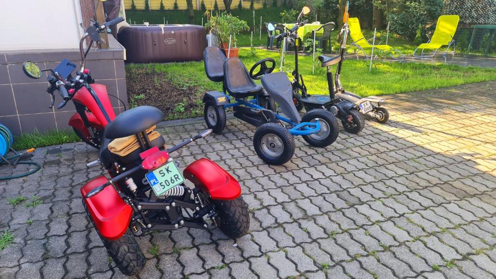 Vonkajšia záhrada v ubytovaní Apartament Park Śląski