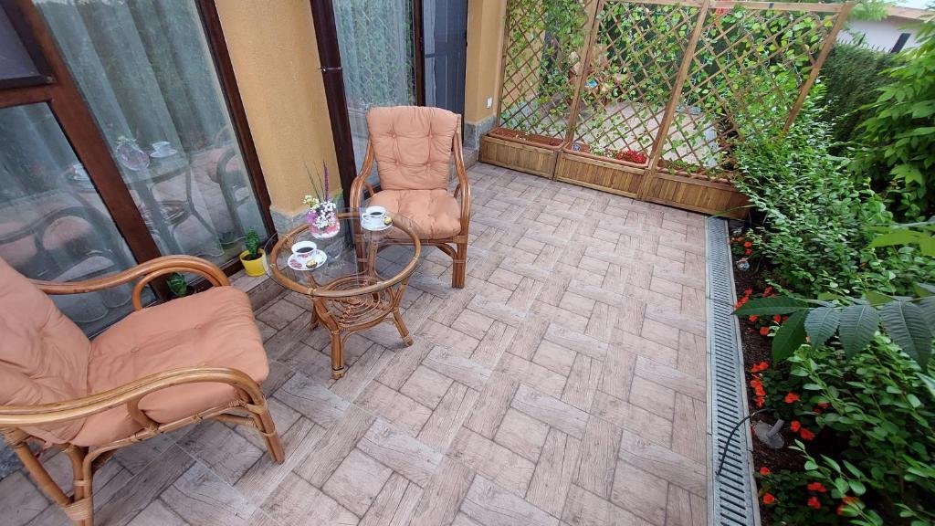 A balcony or terrace at Sunrise City A1, Sarafovo