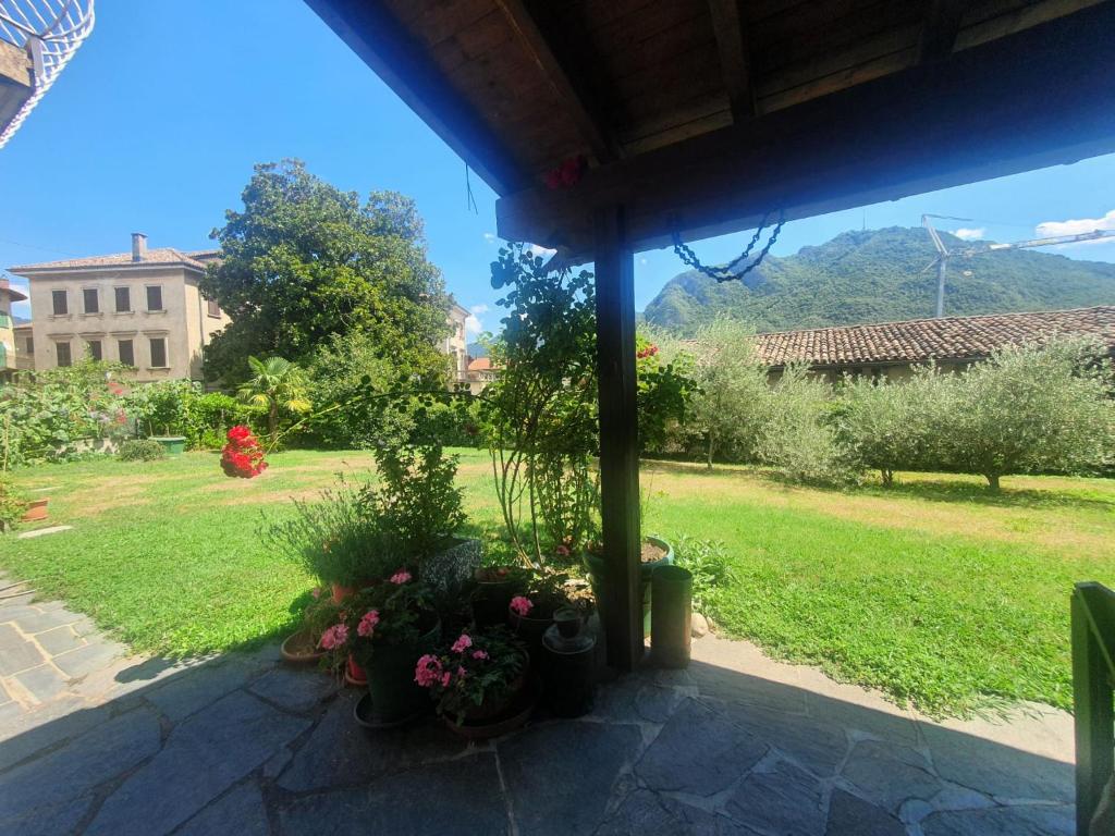 Nespecifikovaný výhled na hory nebo výhled na hory při pohledu z bed and breakfast