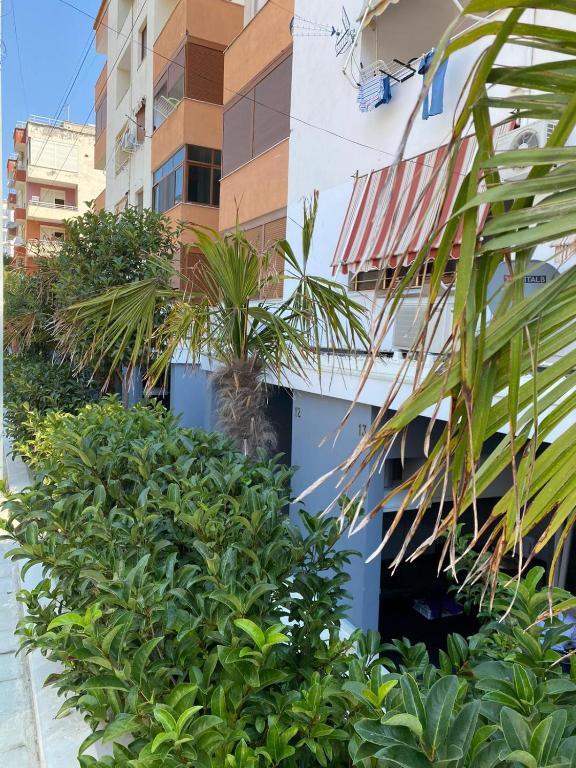 Garden View at The Sea Apartment - Image 9