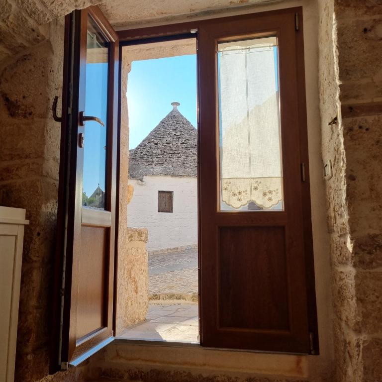 Kép MILESTONES FAMILY SUITE - Rione Monti szállásáról Alberobellóban a galériában