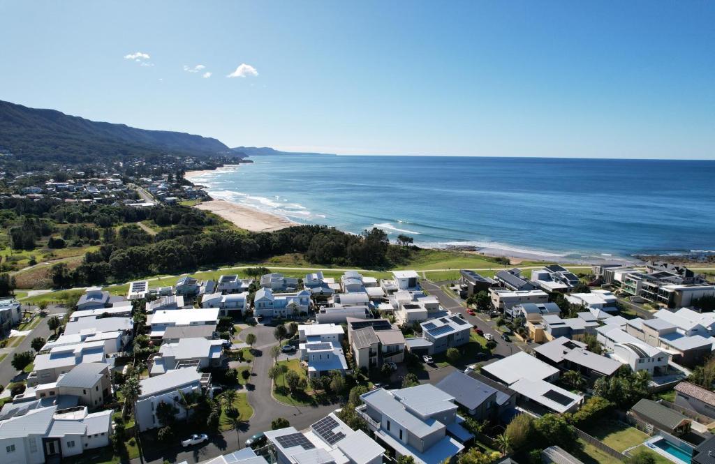 Sandon Point Coastal Abode - Two-Bedroom Suite