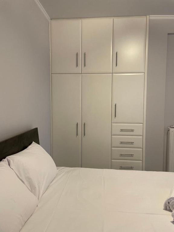 Postel nebo postele na pokoji v ubytování Aria Apartment 2