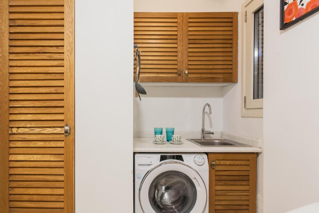 Fotografie z fotogalerie ubytování Neat Kolonaki Apartment, Athens City Centre - NV8 v Aténách