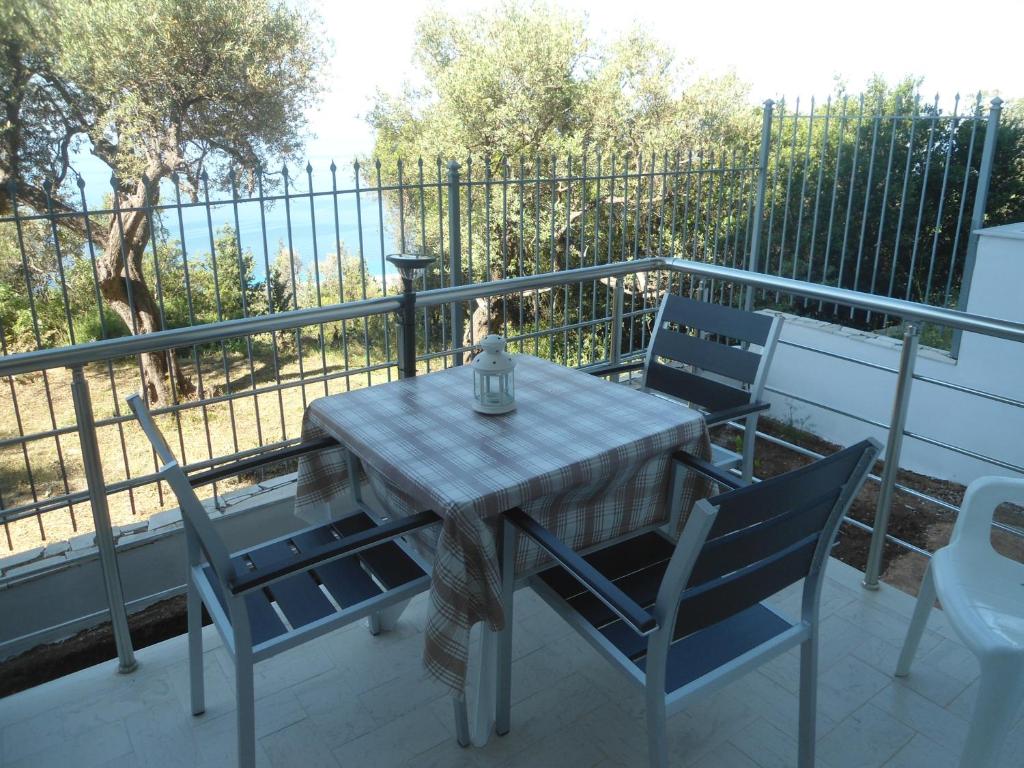 Elia Apartment