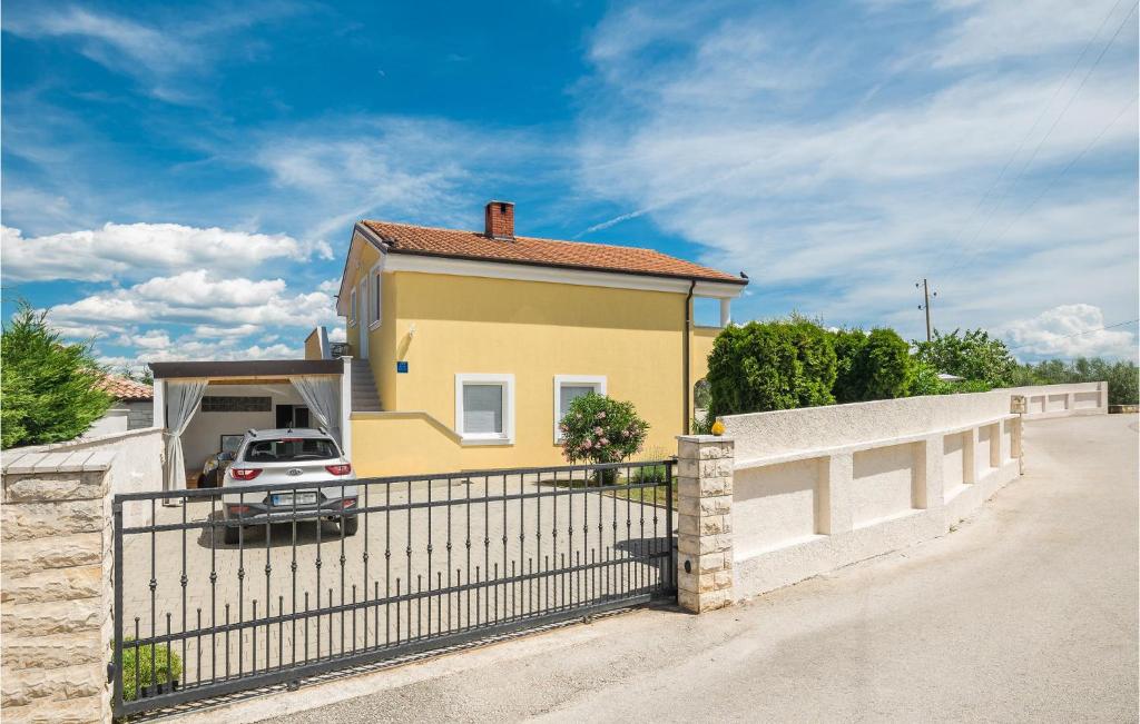 Budova, v ktorej sa apartmán nachádza