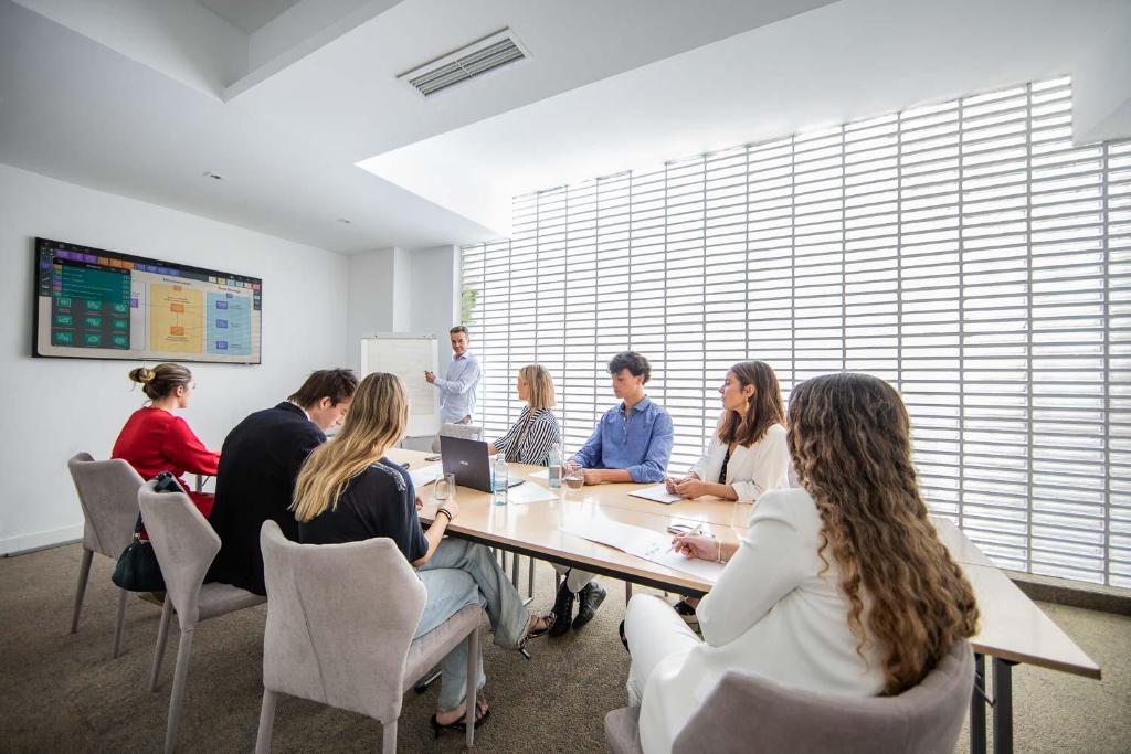 Apartosuites Jardines de Sabatini - Resim 34