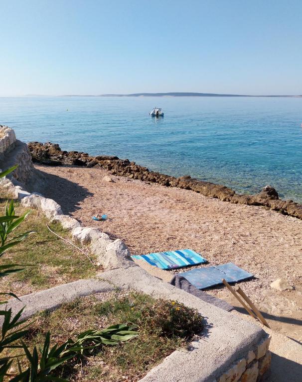 Zdjęcie z galerii obiektu Apartments by the sea Mandre, Pag - 18047 w mieście Pag
