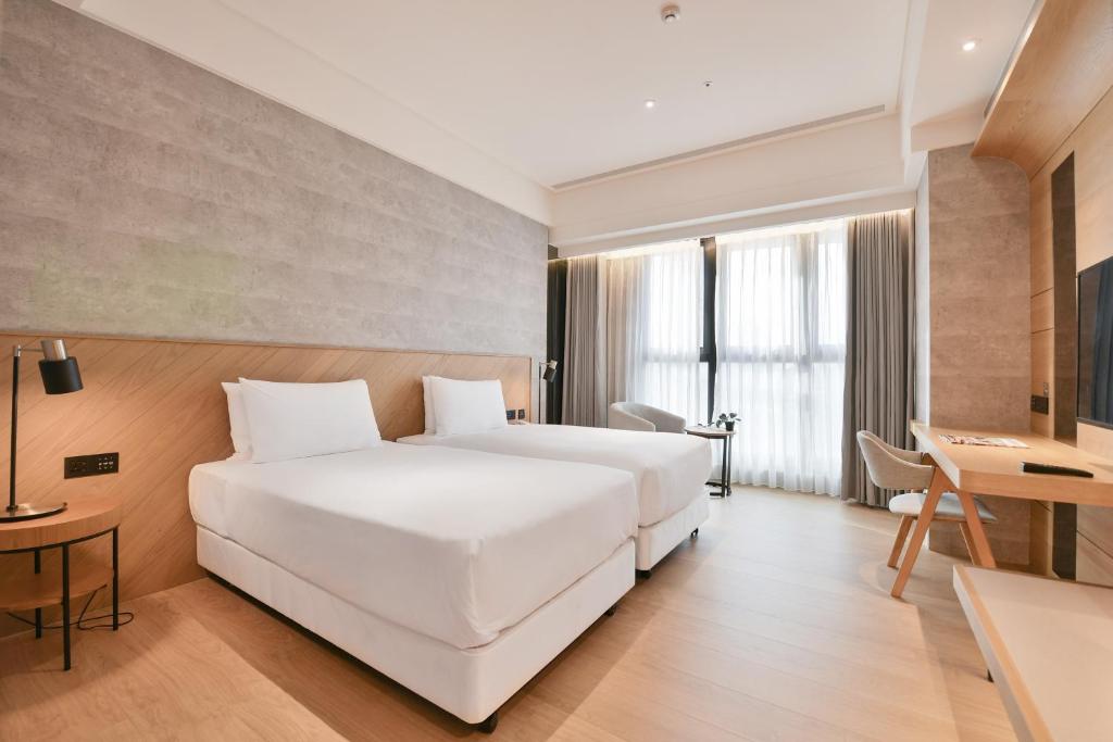 CHECK inn Select New Taipei Sanchong - Superior Twin Room