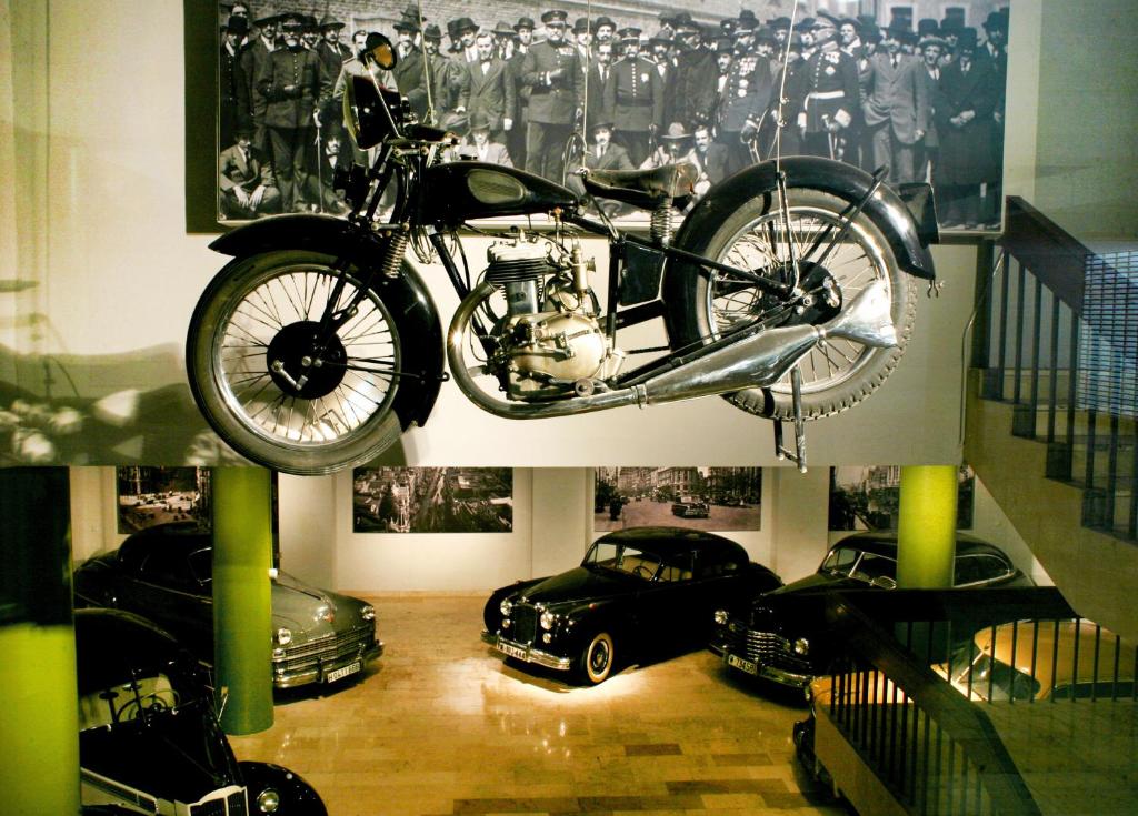 Apartosuites Jardines de Sabatini - Resim 24