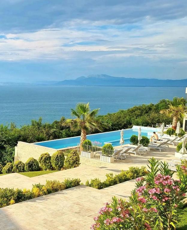 Duplex Seaview Condo - Image 11