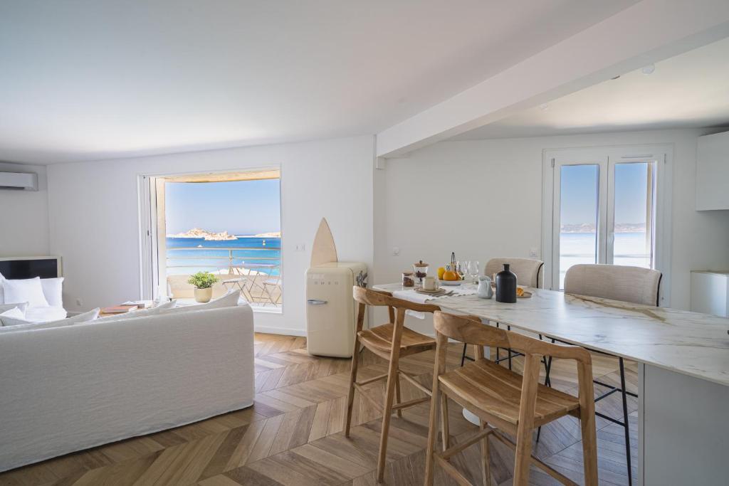 Fotografia z galérie ubytovania "Sunset" Loft vue imprenable et expérience inoubliable à Marseille by Weekome v destinácii Marseille
