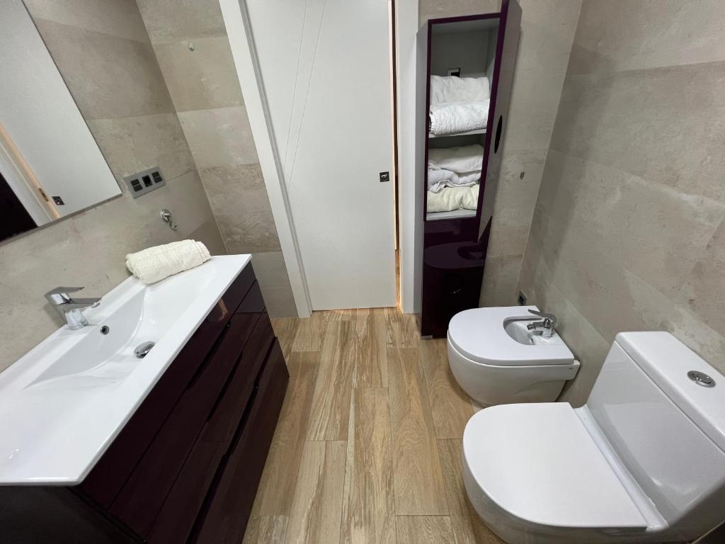Kúpeľňa v ubytovaní Camaretas sweet dreams acogedor piso junto al mar