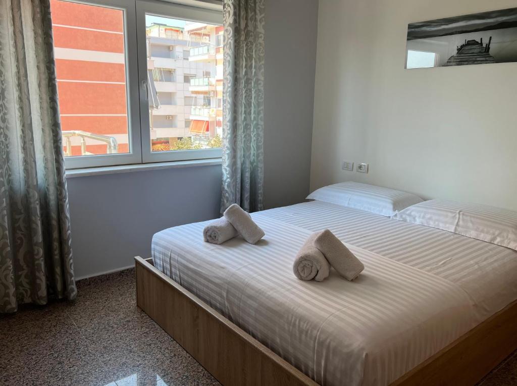 Bella View Apartment - Image 2