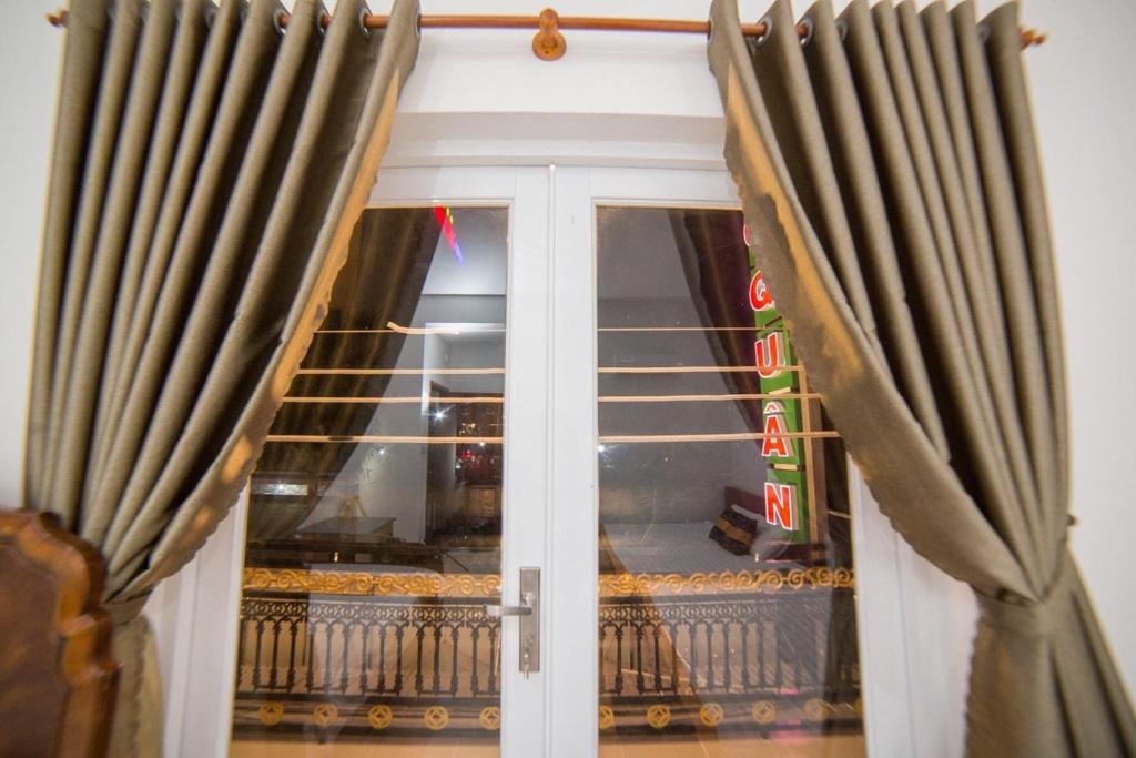 Hotel Bảo Quân