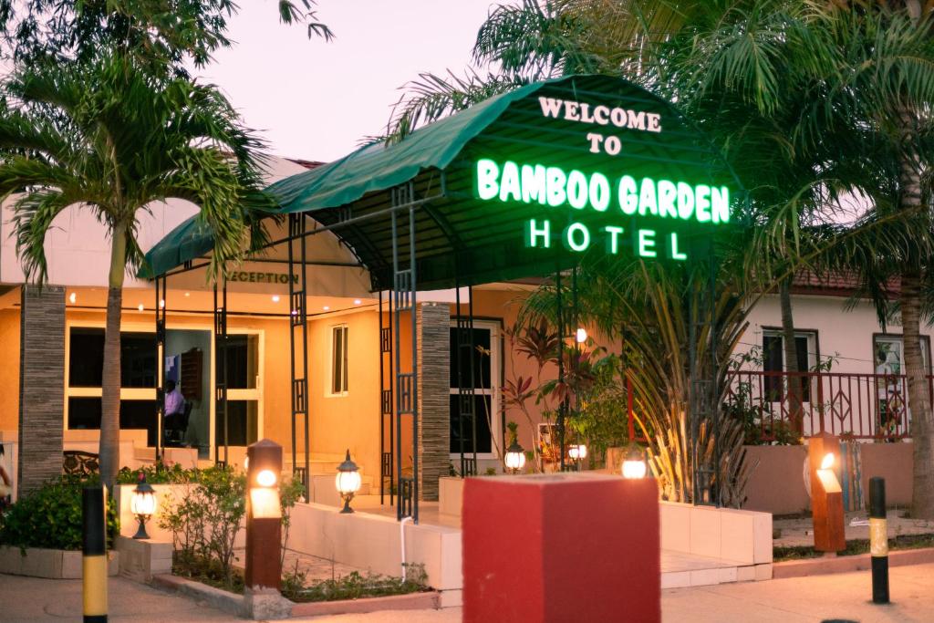 Foto de la galeria de Bamboo Garden Hotel a Serekunda