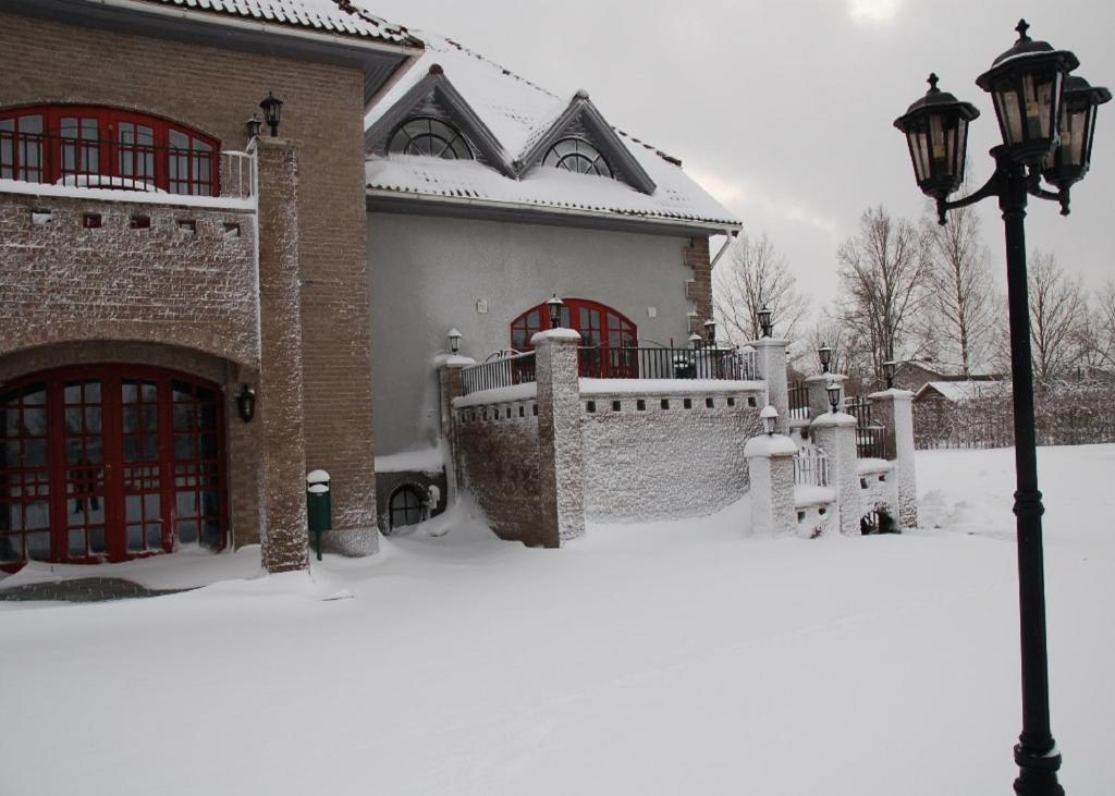 Hotell De Tolly talvel