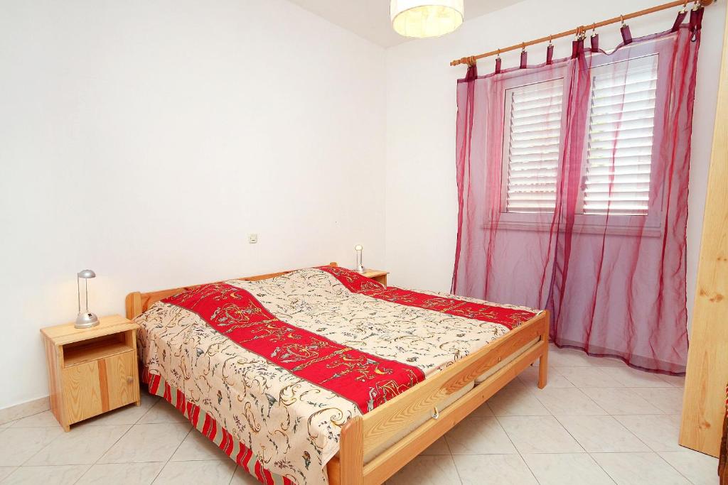 Fotografie z fotogalerie ubytování Apartments by the sea Jezera, Murter - 5057 v destinaci Jezera