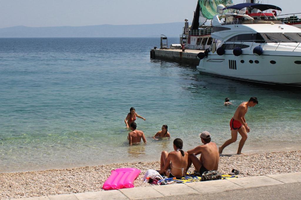 Fotografie z fotogalerie ubytování Apartments with a parking space Bol, Brac - 5605 v destinaci Bol