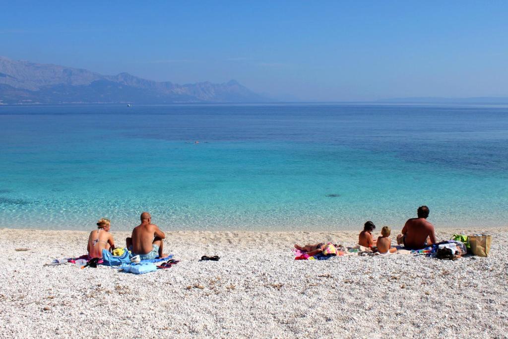 Fotografie z fotogalerie ubytování Apartments by the sea Sumartin, Brac - 758 v destinaci Sumartin