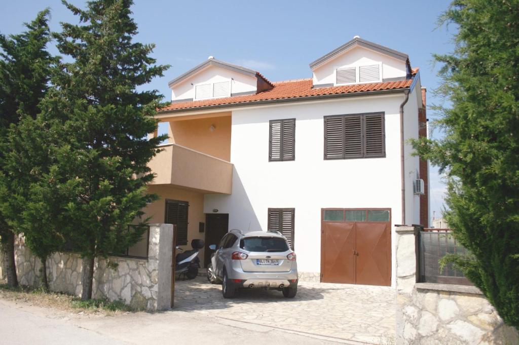 Budova, v ktorej sa apartmán nachádza