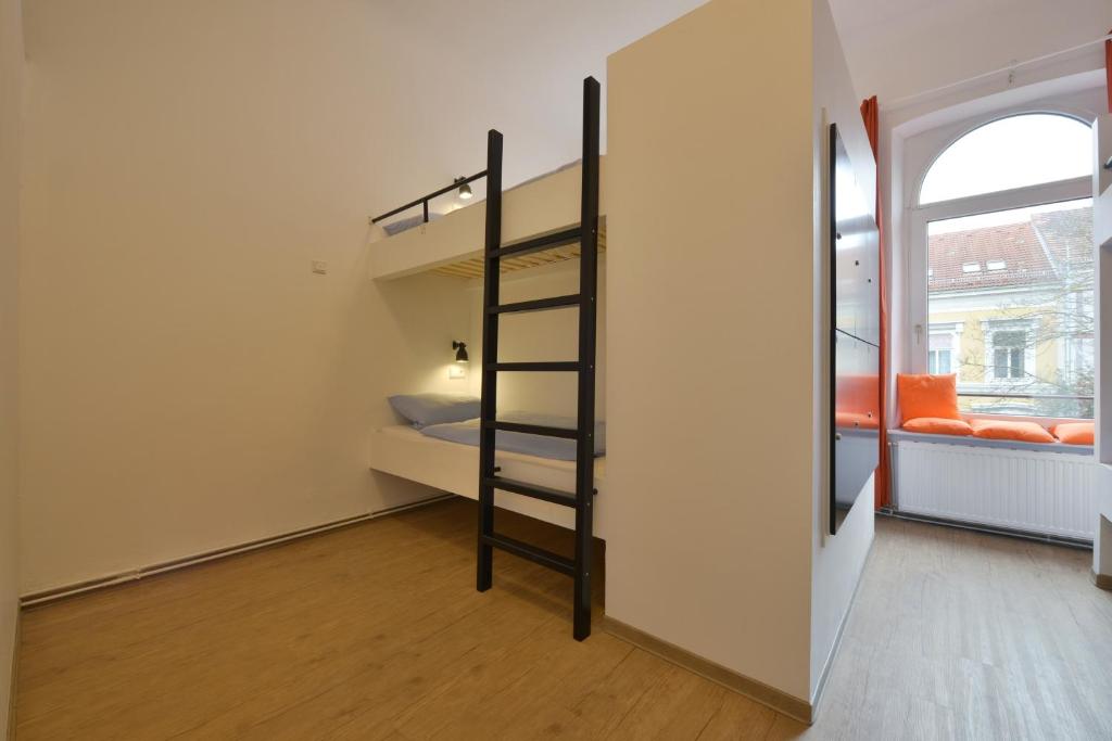Townside Hostel Bremen - Bed In 8-Bed Mixed Dormitory Room