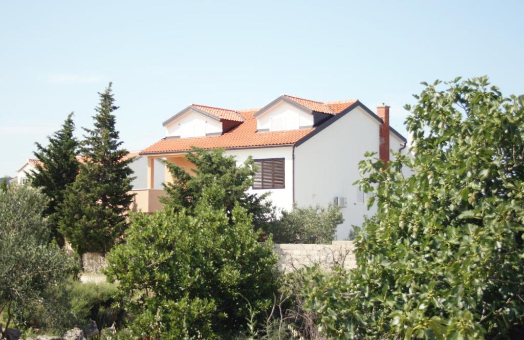Budova, v ktorej sa apartmán nachádza