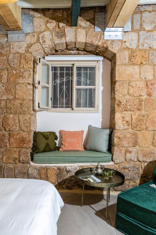A seating area at Jozefin