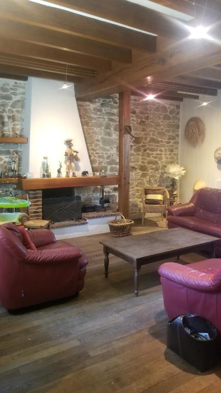 Chambres et gîte dans un lieu calme et champêtre Gourgé Les Grippeaux - Tweepersoonskamer Met Eigen Badkamer
