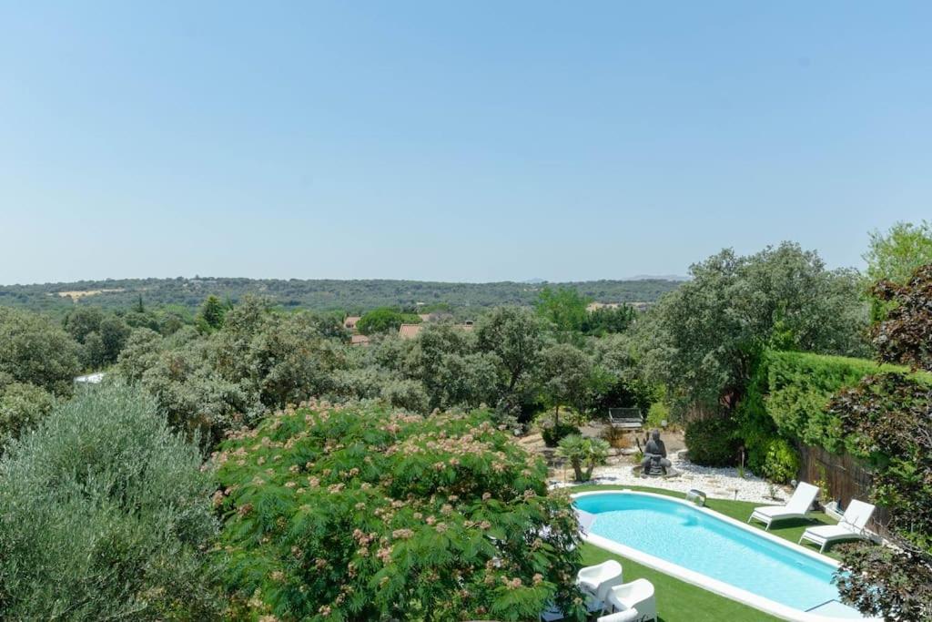 The swimming pool at or close to La Amapola