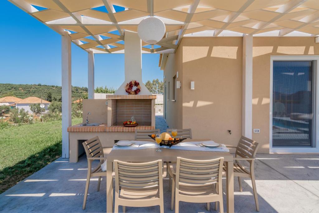 Balkón nebo terasa v ubytování Spartakos Luxury Villa 2