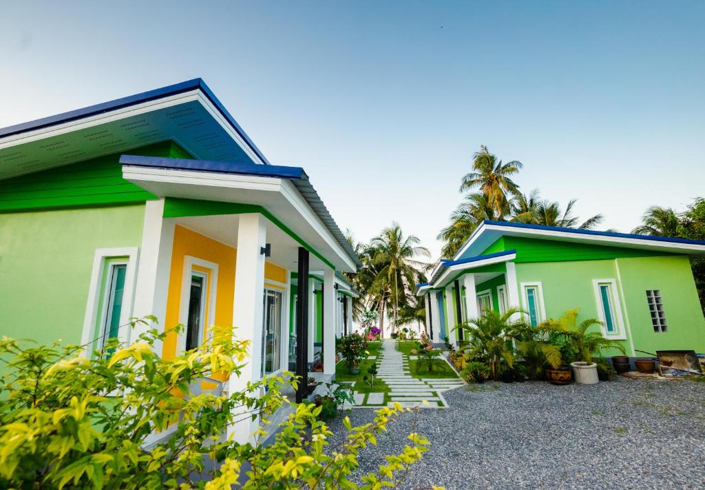 Coco Sea Bangpo Resort - 1