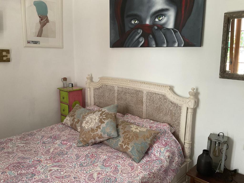 Postel nebo postele na pokoji v ubytování Mijas Pueblo Cosy Townhouse, sleeps 4