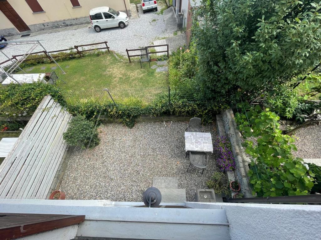 Zahrada ubytování Terraced house with garden in Dongo - Larihome A13