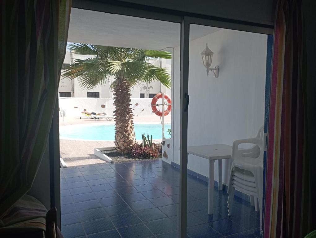 The swimming pool at or close to Aguazul 120