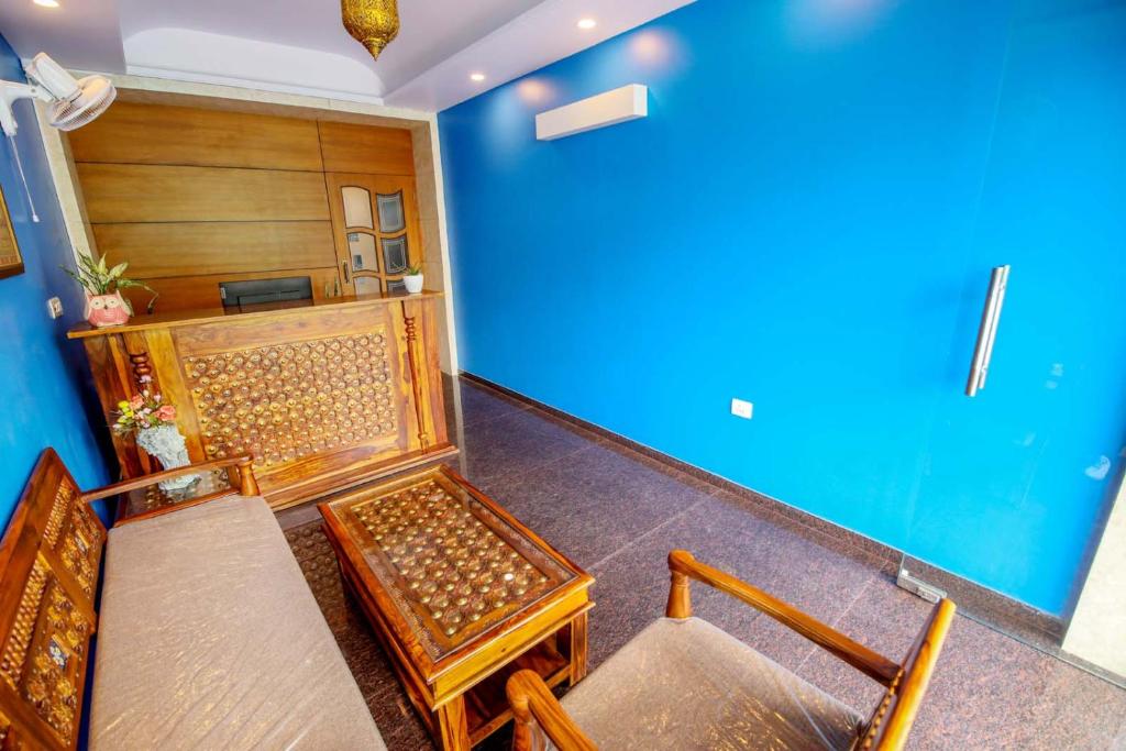Zona d'estar a Gems Suites-A Boutique Stay