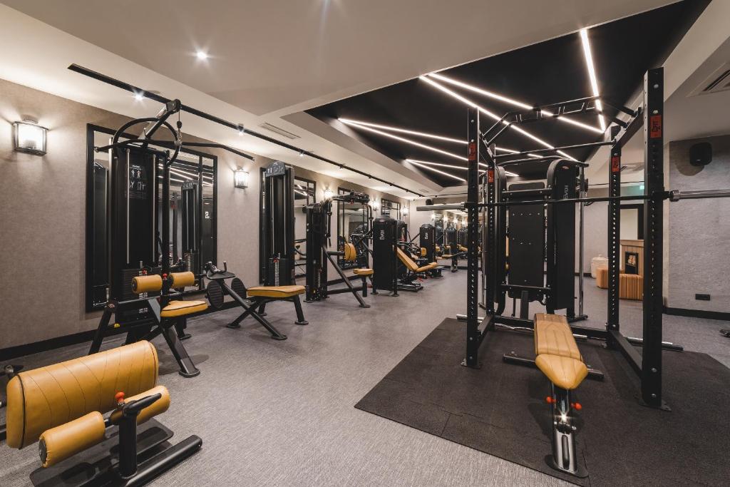 Fitness centrum a/nebo fitness zařízení v ubytování SIGNUM Hotel