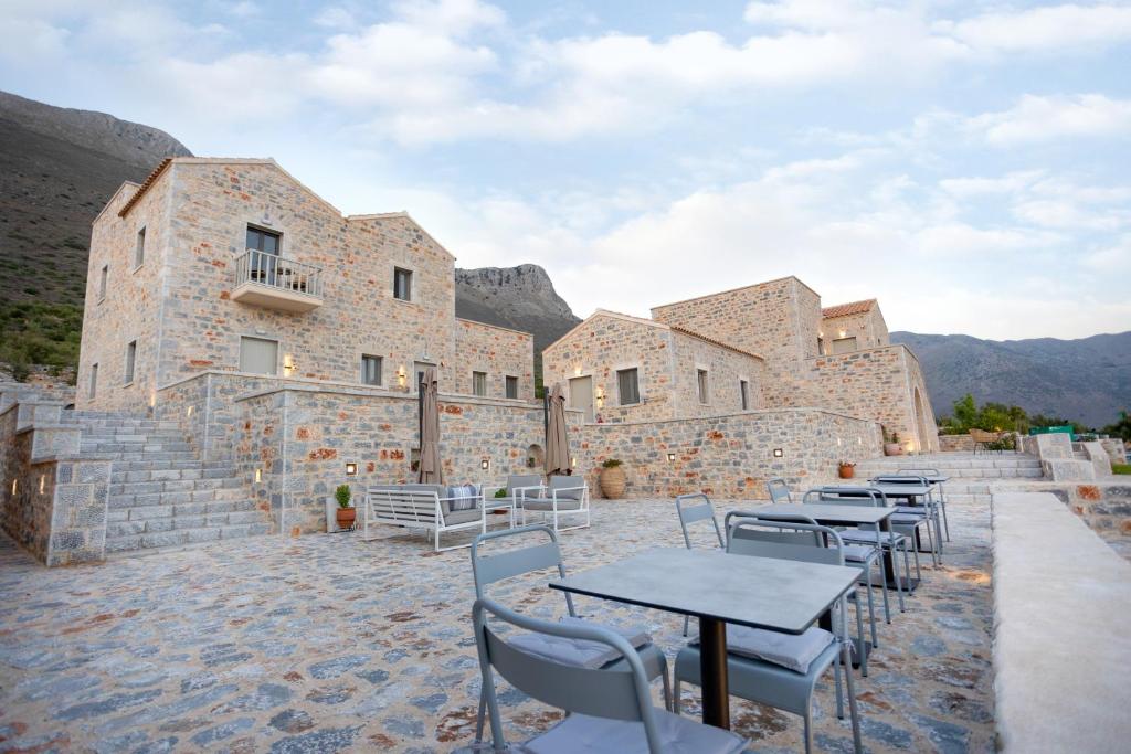 Nespecifikovaný výhled na hory nebo výhled na hory při pohledu z hotelu
